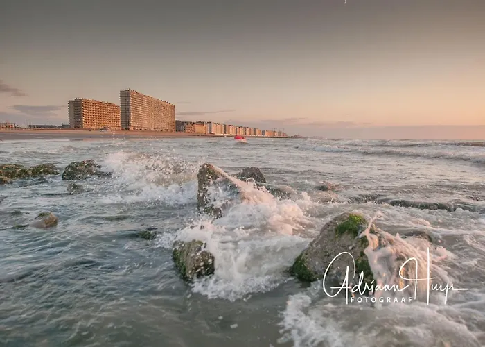 Met Groot Zonneterras Centrum Οστένδη
